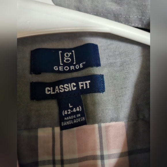 Mens button up - Picture 3 of 4